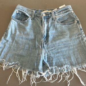 Levi’s shorts